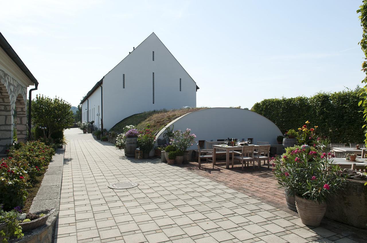 Remushof Jagschitz Villa Oslip Exterior photo